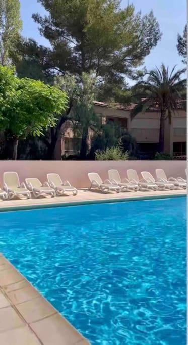 סנרי-סור-מר Appartement Piscine Tennis Acces Prive Plage Joia מראה חיצוני תמונה