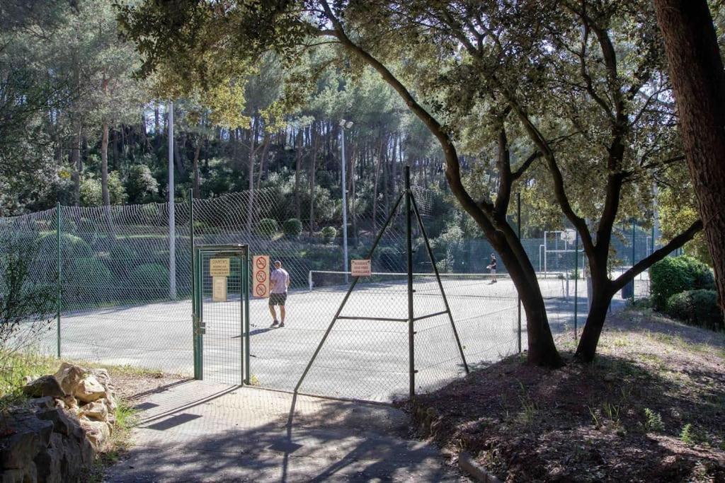 סנרי-סור-מר Appartement Piscine Tennis Acces Prive Plage Joia מראה חיצוני תמונה